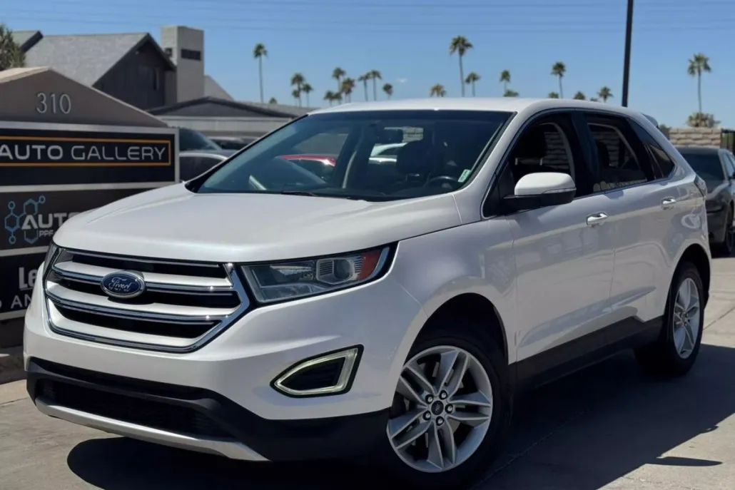 2015 Ford Edge SEL Sport photo 1