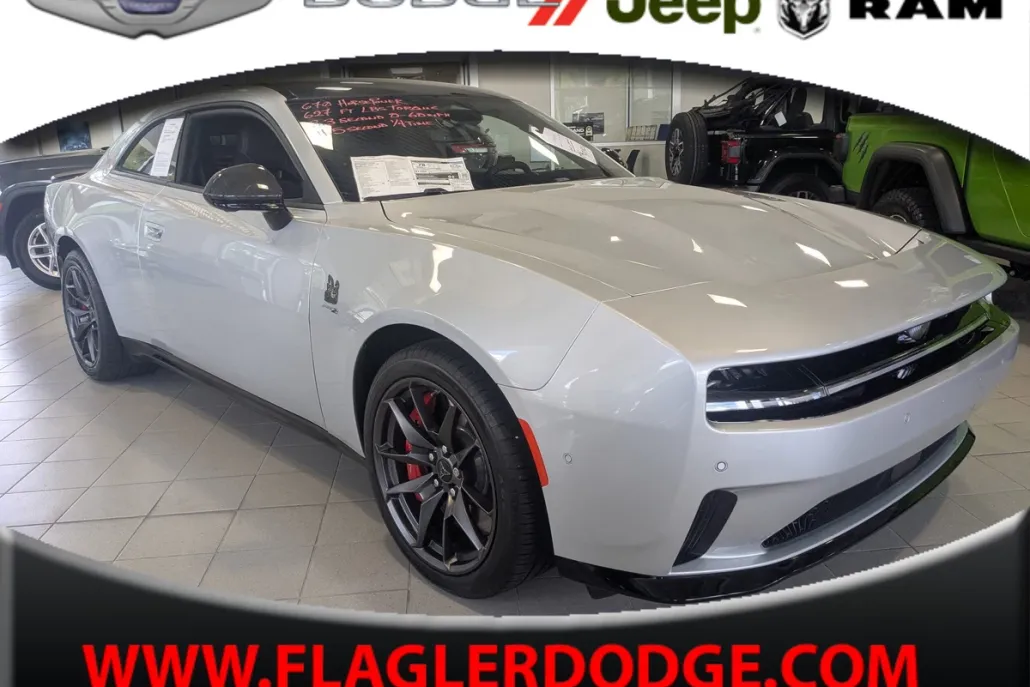 2024 Dodge Charger R/T Scat Pack photo 1