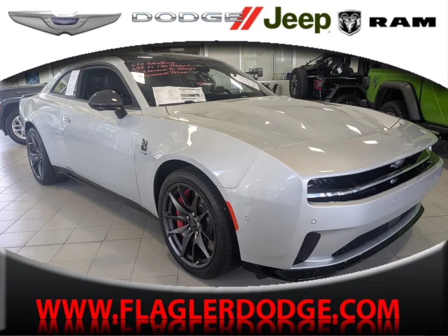 2024 Dodge Charger R/T Scat Pack photo 1