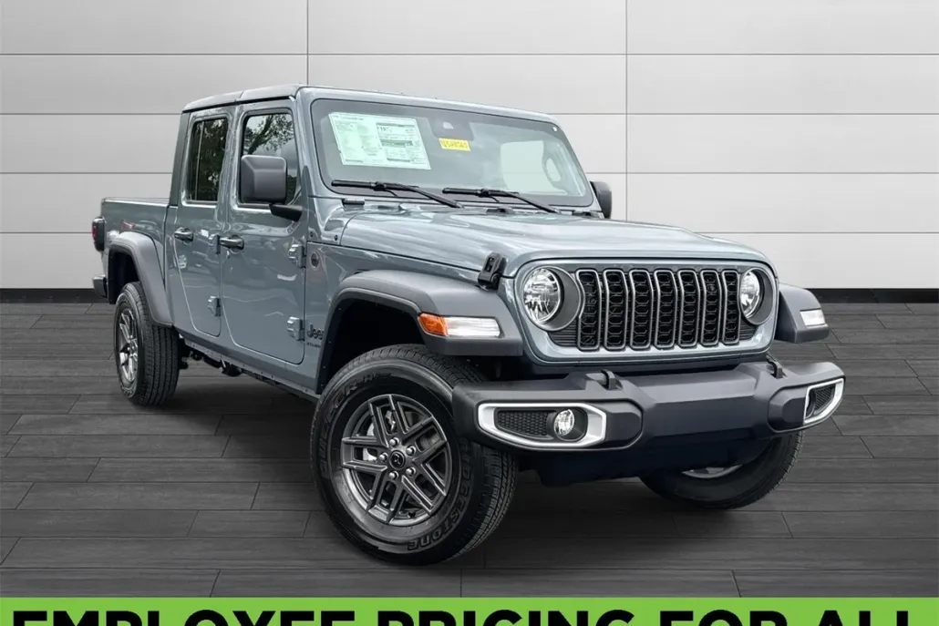 2025 Jeep Gladiator Sport photo 1