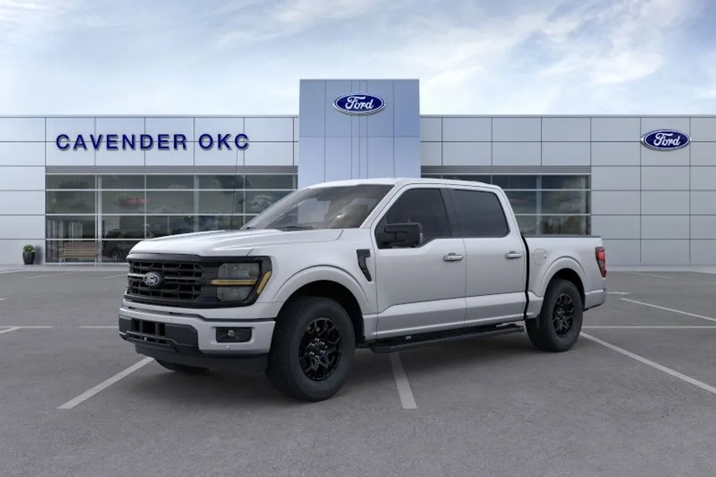 2025 Ford F-150 XLT photo 1