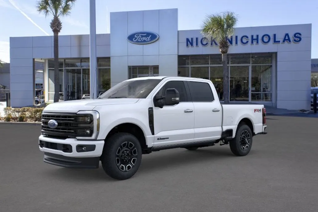 2025 Ford F-350 Platinum photo 1