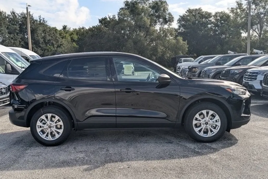 2026 Ford Escape Active photo 1