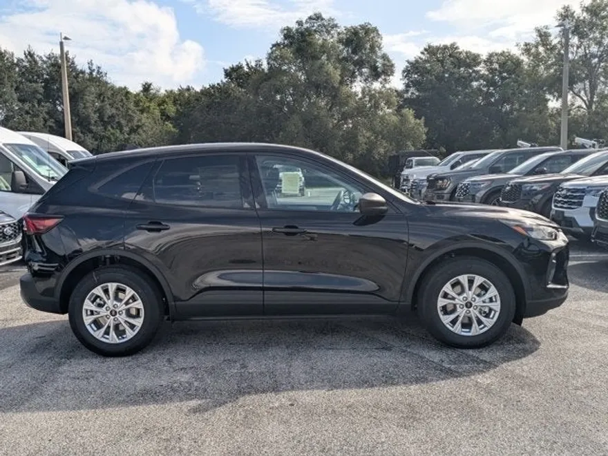 2026 Ford Escape Active photo 1