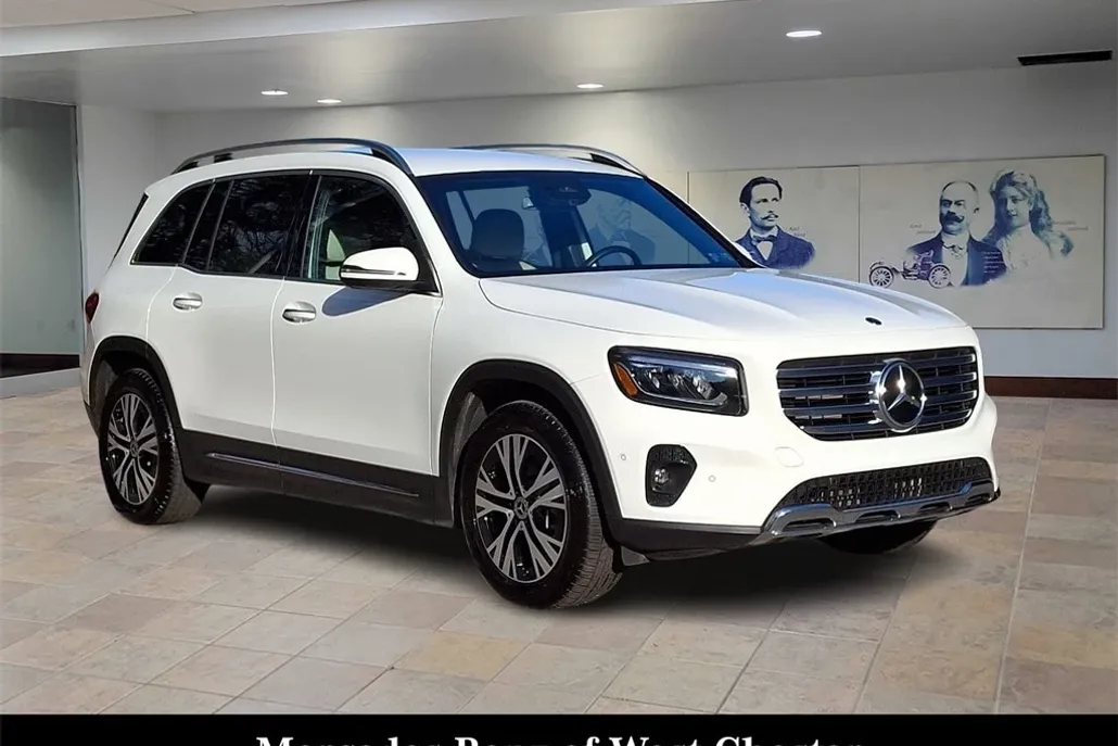 2024 Mercedes Benz GLB 250 photo 1