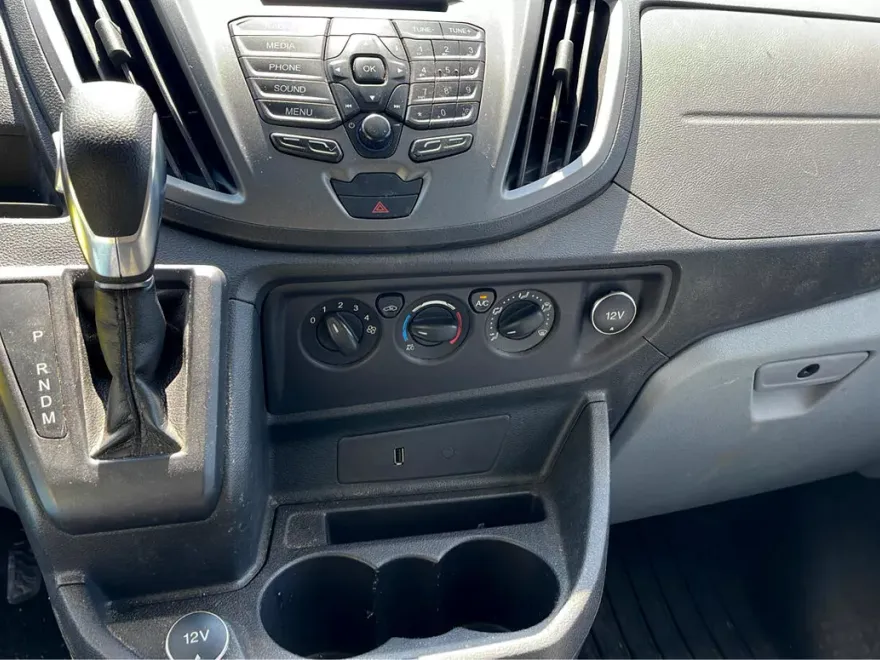 2019 Ford Transit Van photo 1