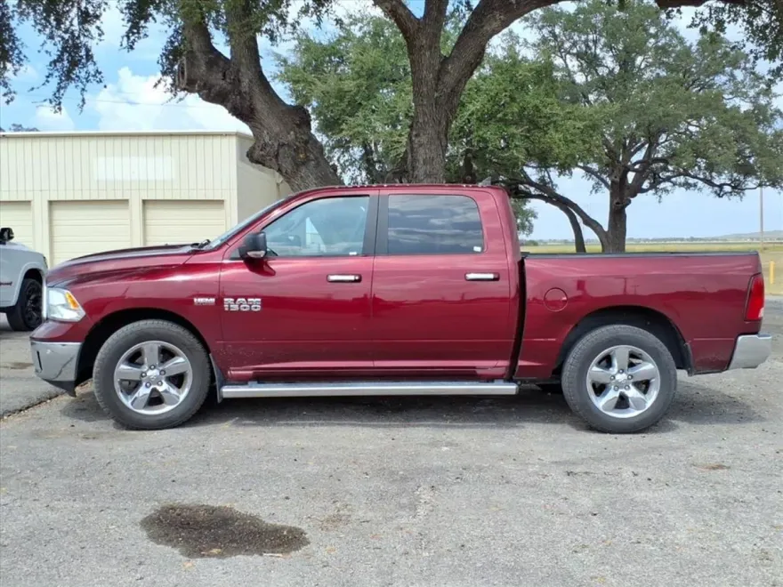 2017 Ram 1500 Big Horn photo 1