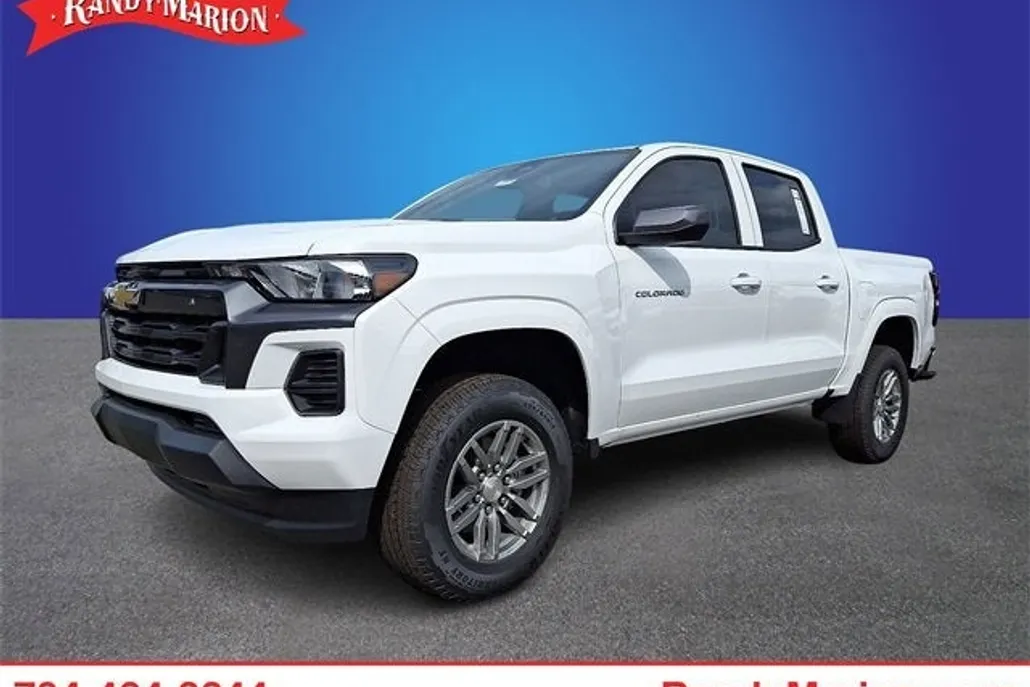 2025 Chevrolet Colorado Work Truck LT photo 1