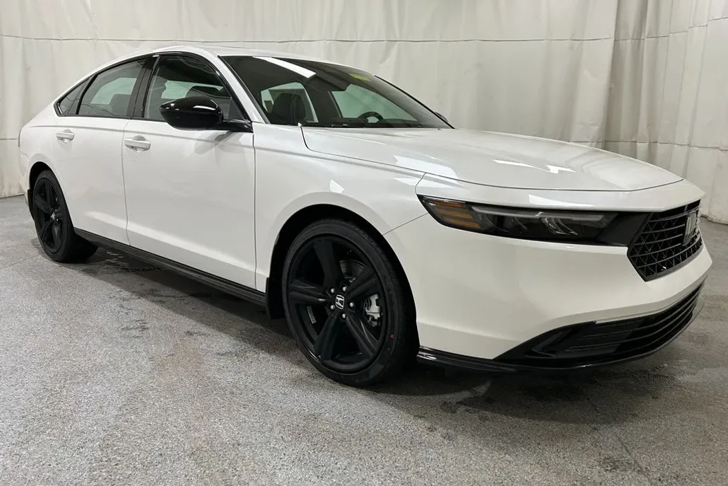 2025 Honda Accord Hybrid Sport-L photo 1