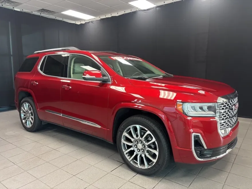 2023 Gmc Acadia Denali photo 1
