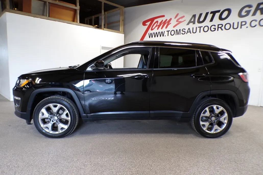 2018 Jeep Compass Limited photo 1