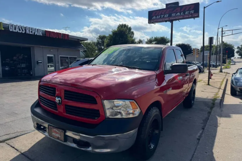 2015 Ram 1500 Tradesman photo 1