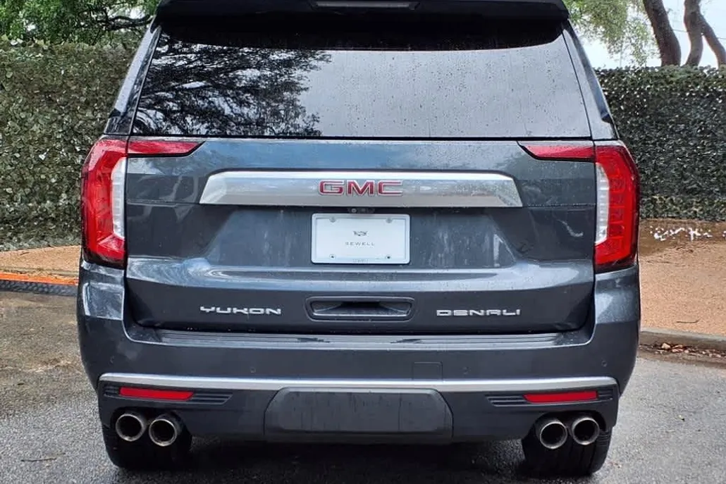 2021 Gmc Yukon Denali photo 1