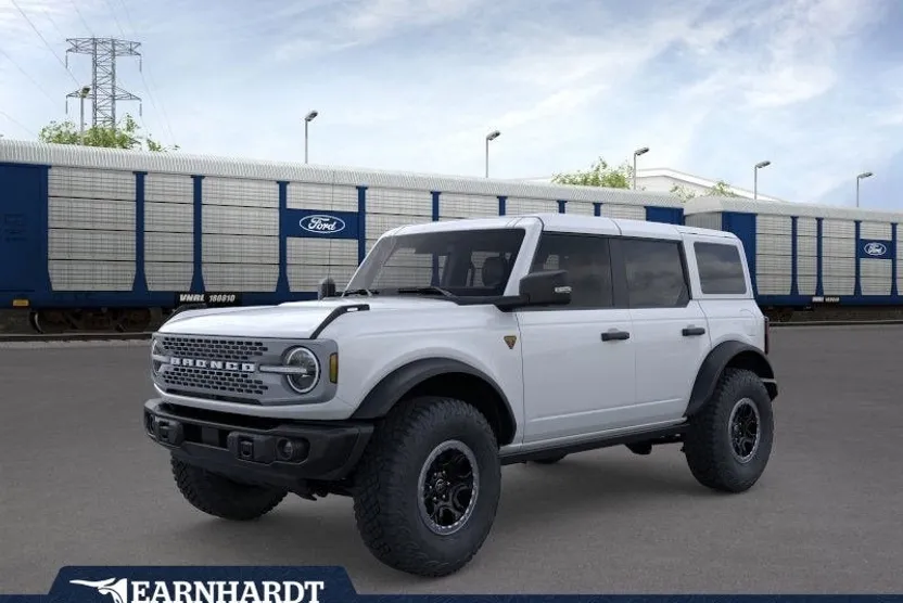 2025 Ford Bronco Badlands photo 1