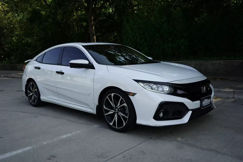 2019 Honda Civic Si photo 1