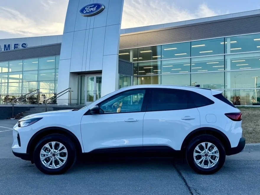 2025 Ford Escape Active photo 1
