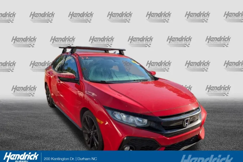 2018 Honda Civic Sport Hatchback photo 1