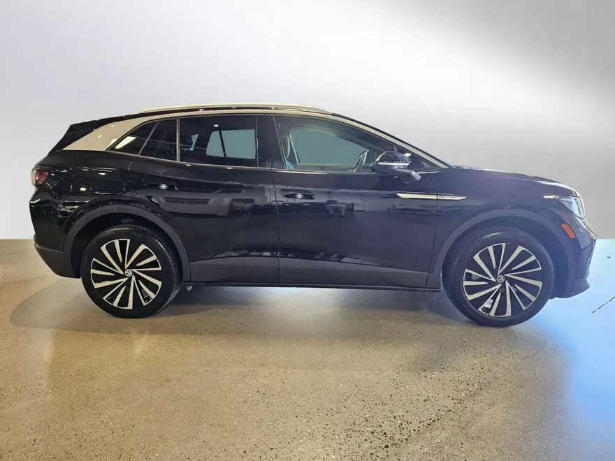 2023 Volkswagen ID.4 Pro Plus photo 1