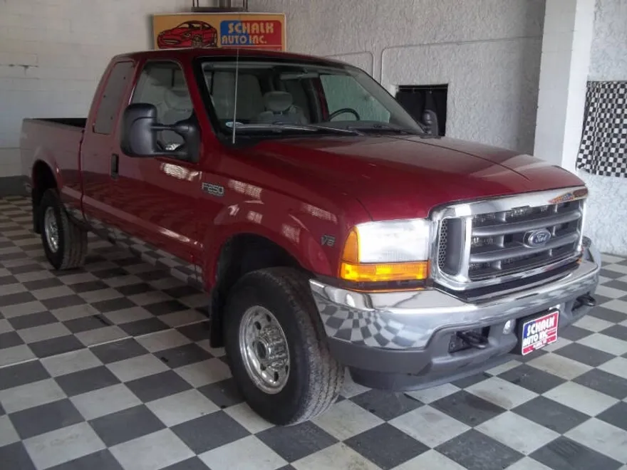2001 Ford F-250 XLT photo 1