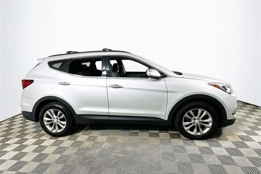 2018 Hyundai Santa Fe Value Premium Sport 2.0T Base photo 1