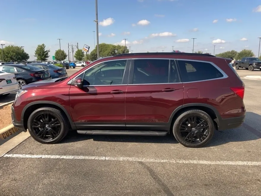 2022 Honda Pilot Special Edition photo 1