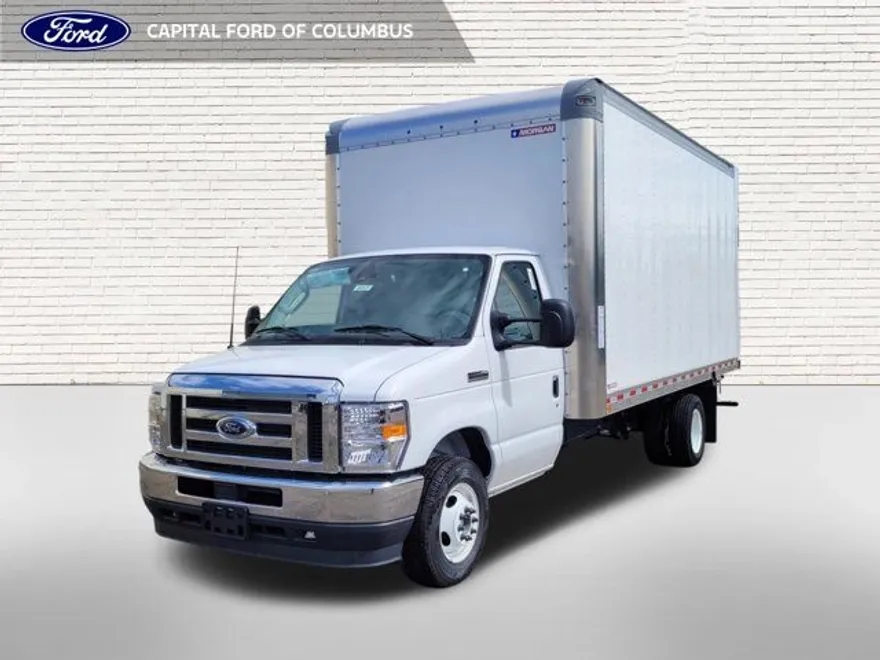 2024 Ford E-350 photo 1