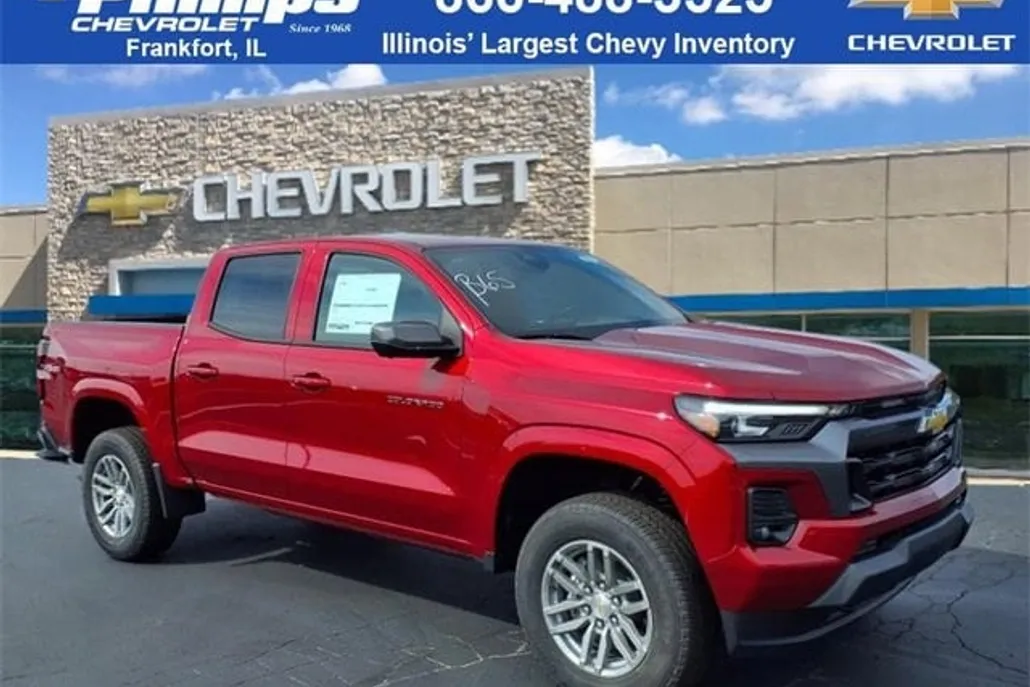 2026 Chevrolet Colorado LT photo 1