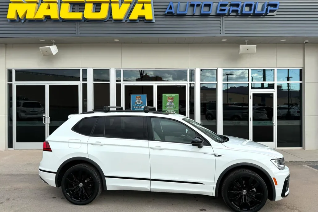 2021 Volkswagen Tiguan SE R-Line photo 1