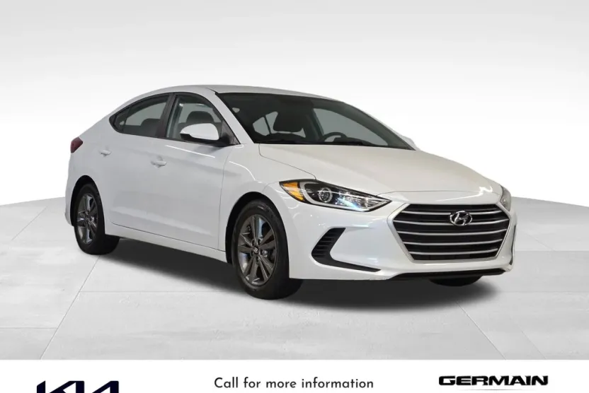 2018 Hyundai Elantra SEL photo 1