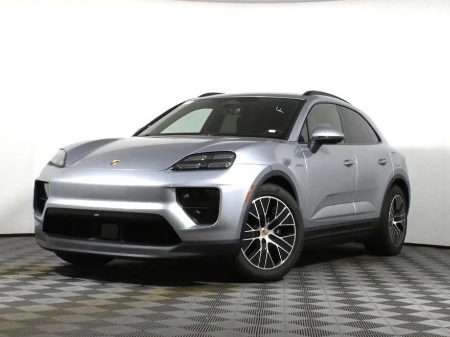 2025 Porsche Macan Electric 4 photo 1