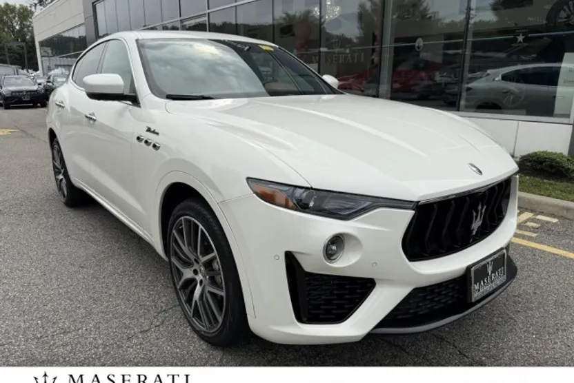 2022 Maserati Levante Modena photo 1
