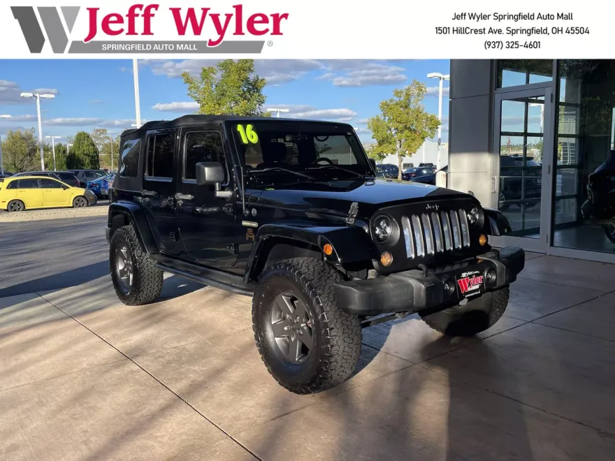 2016 Jeep Wrangler Unlimited Freedom photo 1