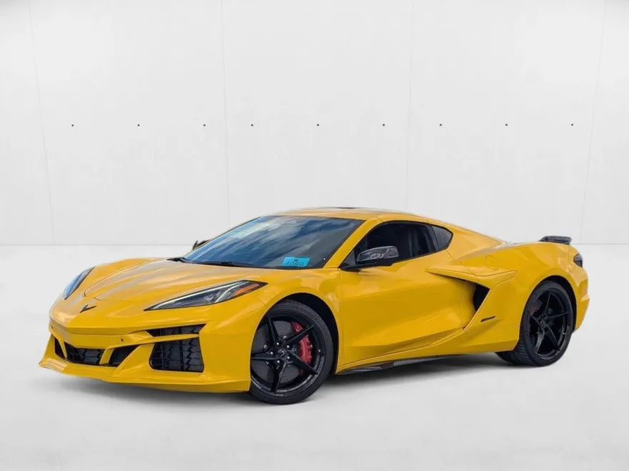 2025 Chevrolet Corvette E-Ray 2LZ photo 1