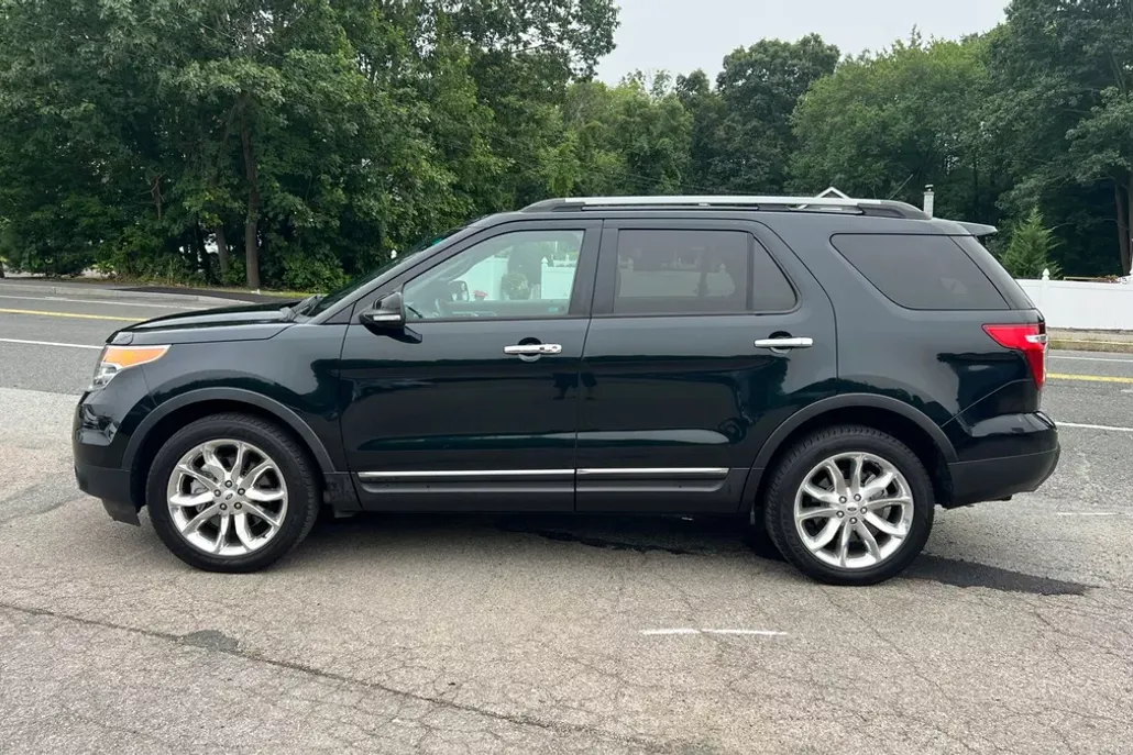 2014 Ford Explorer Limited Sport photo 1