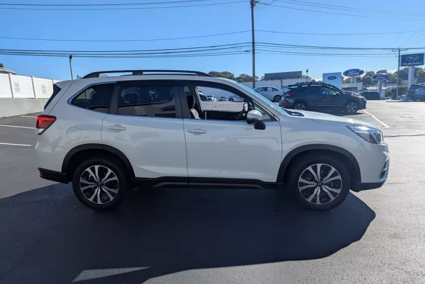 2019 Subaru Forester 2.5i Limited photo 1