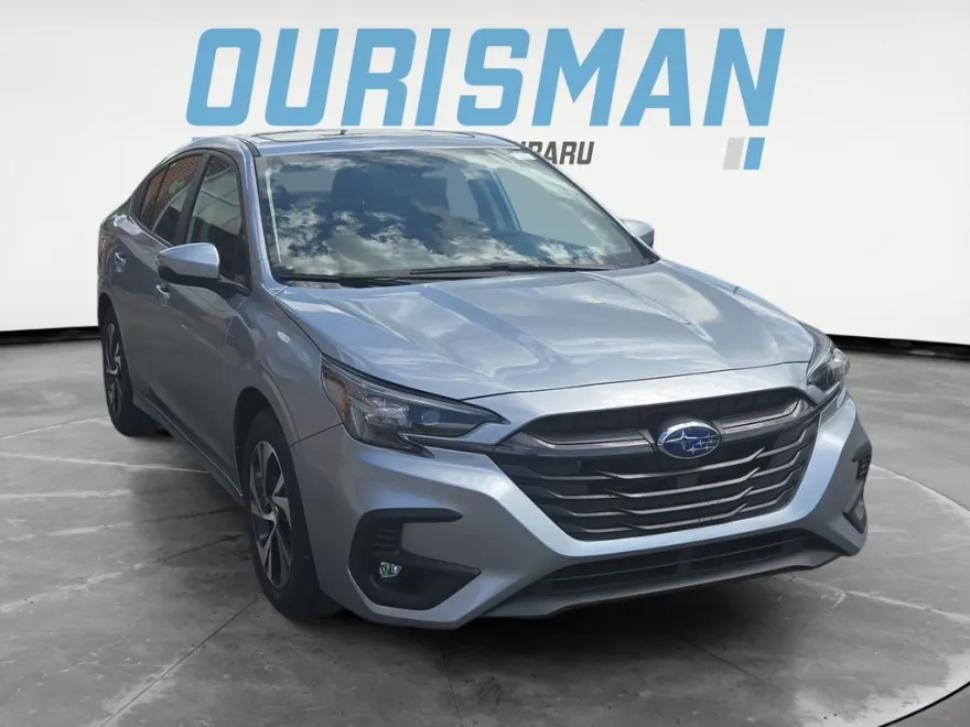 2025 Subaru Legacy Premium photo 1