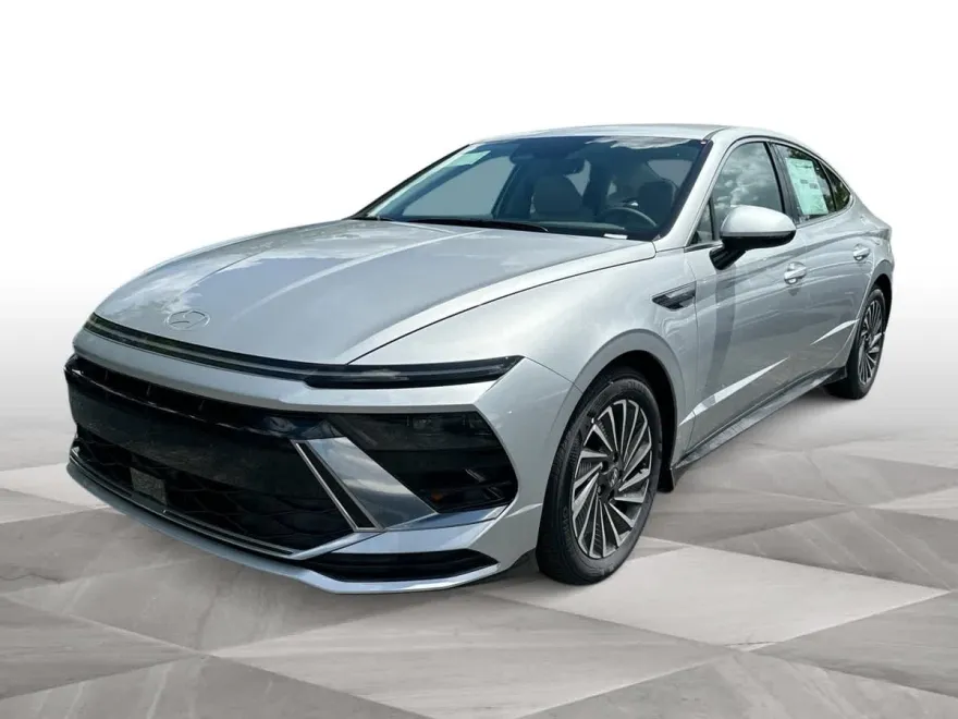 2025 Hyundai Sonata Hybrid SEL photo 1