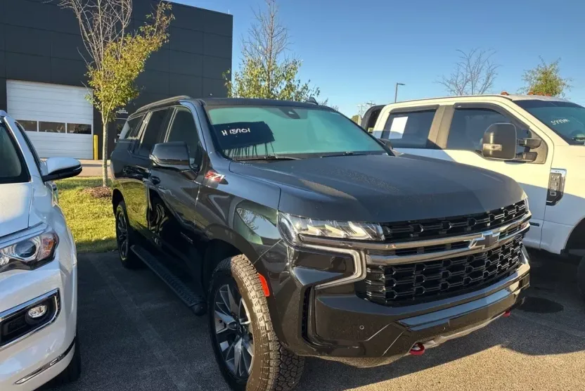 2021 Chevrolet Tahoe Z71 photo 1