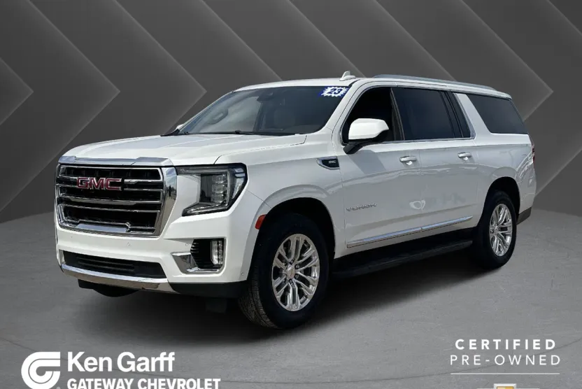 2023 Gmc Yukon XL SLT photo 1