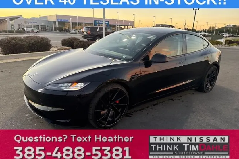 2024 Tesla Model 3 Performance photo 1