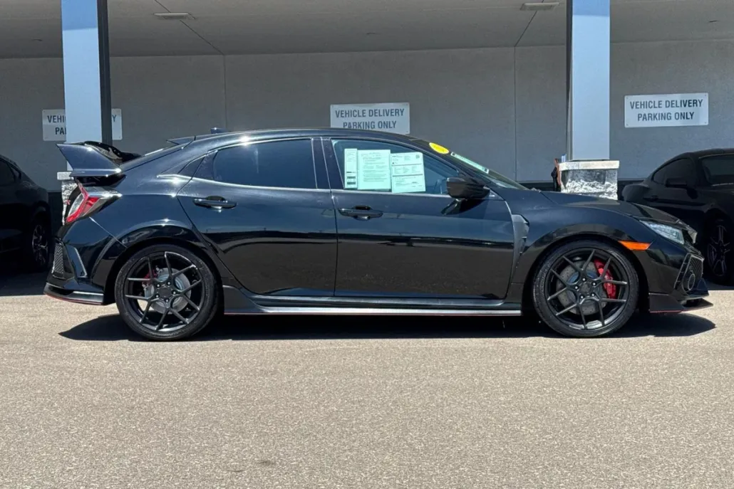 2018 Honda Civic Type R Touring photo 1