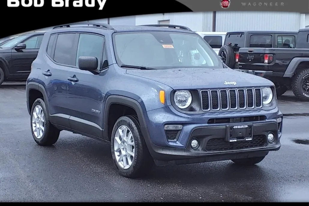 2022 Jeep Renegade Latitude photo 1