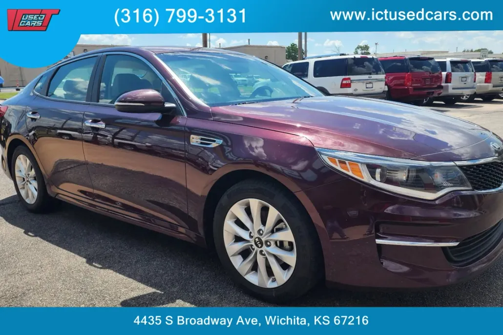 2018 Kia Optima LX photo 1
