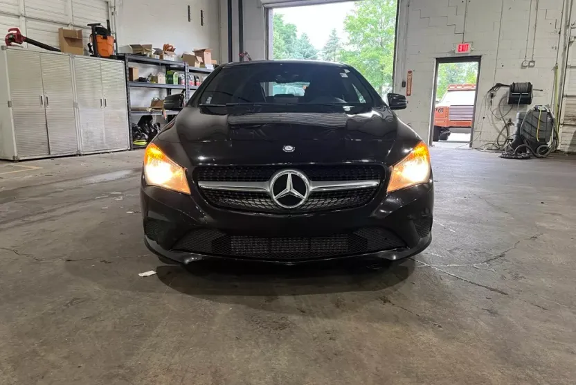 2016 Mercedes Benz CLA 250 4MATIC photo 1