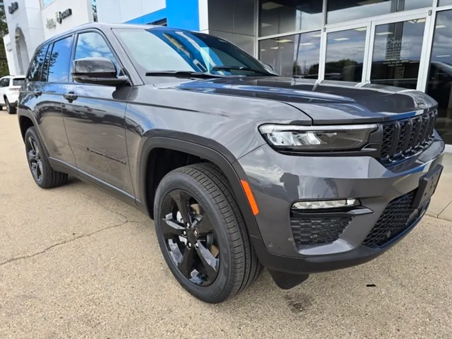 2025 Jeep Grand Cherokee Limited photo 1