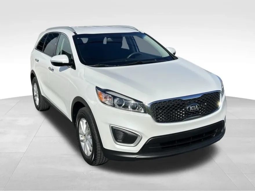 2016 Kia Sorento LX photo 1