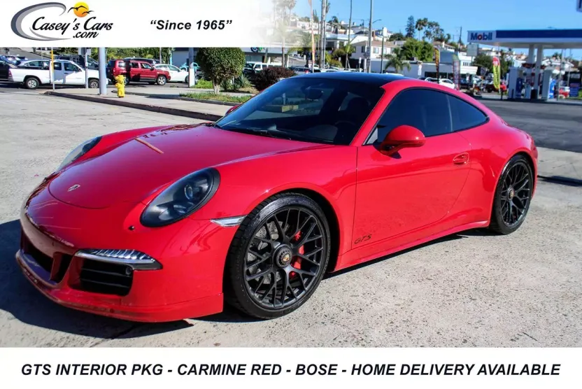 2015 Porsche 911 GTS Coupe photo 1