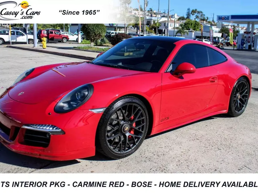 2015 Porsche 911 GTS Coupe photo 1