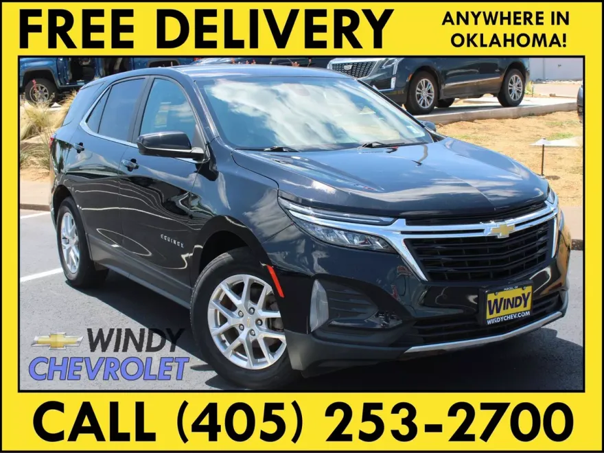 2022 Chevrolet Equinox LT photo 1