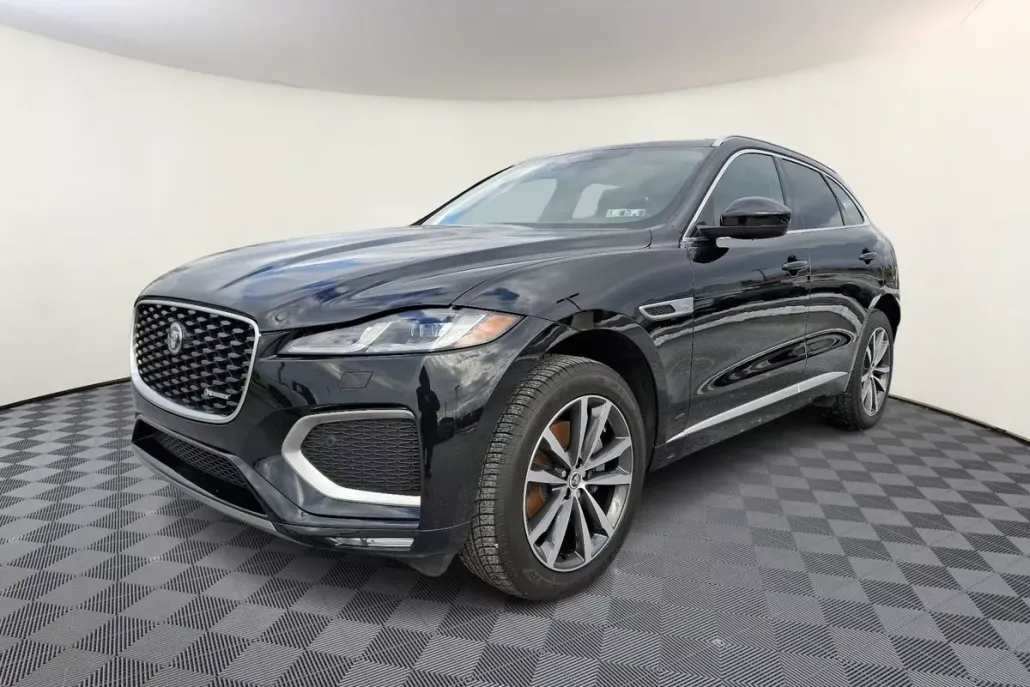 2025 Jaguar F-PACE P250 R-Dynamic S photo 1